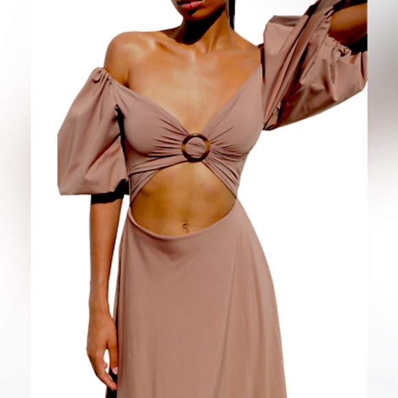 maygel coronel Dresses & Skirts - MAYGEL CORONEL Vesuvio Cut Out Maxi Dress
